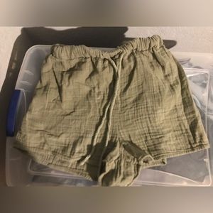 Olive green bottoms/shorts